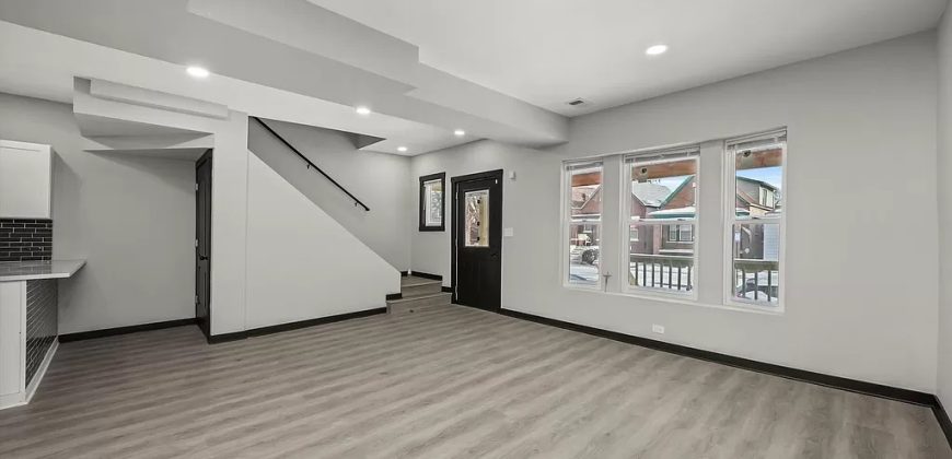 7530 S Vernon Ave, Chicago, IL 60619