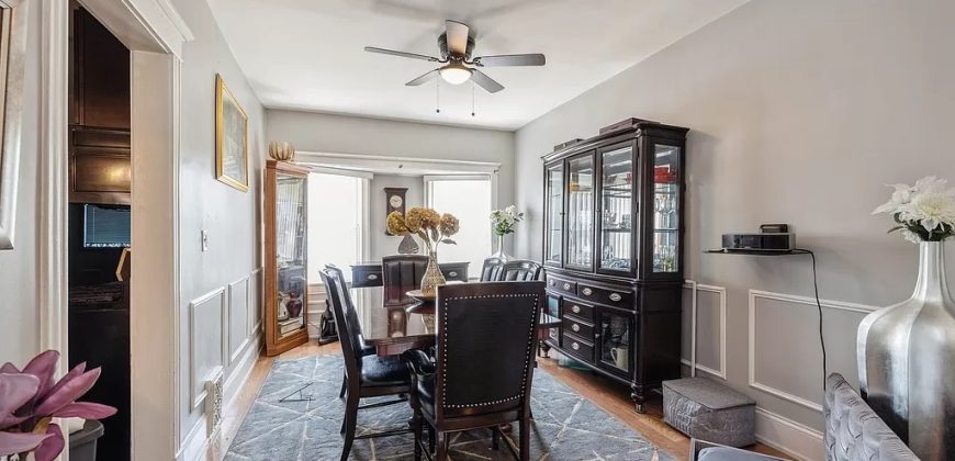 30 E Huron St APT 5001, Chicago, IL 60611