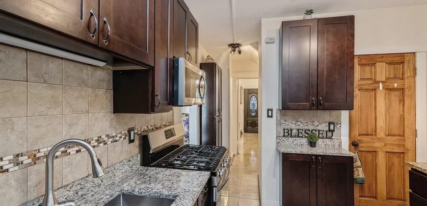 30 E Huron St APT 5001, Chicago, IL 60611
