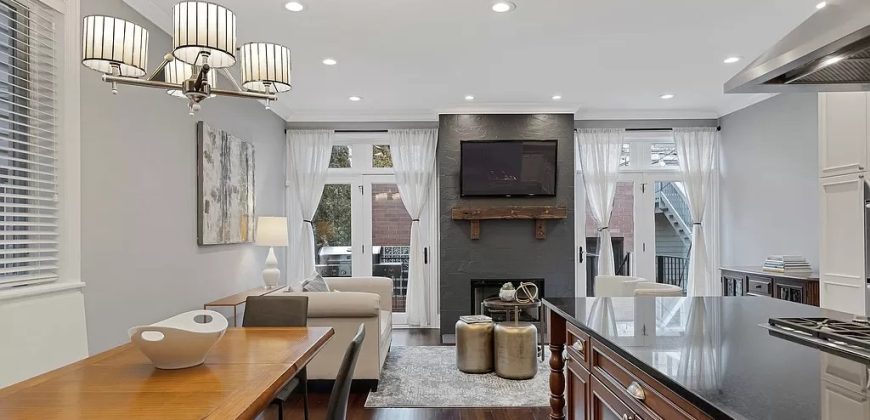 1314 W Barry Ave, Chicago, IL 60657