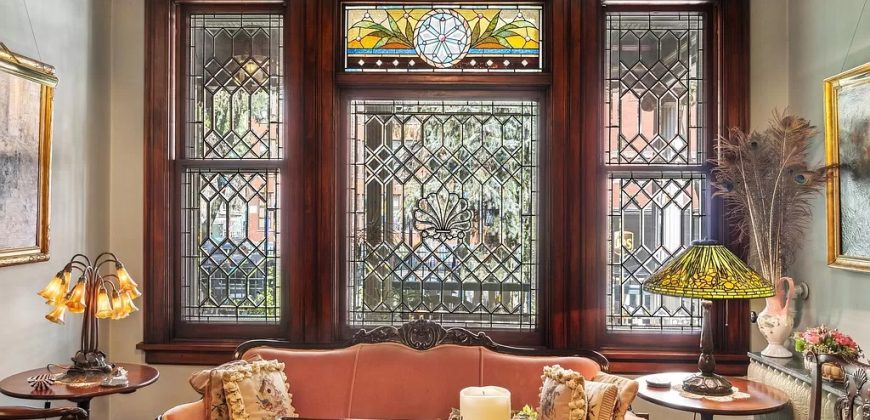 1314 W Barry Ave, Chicago, IL 60657