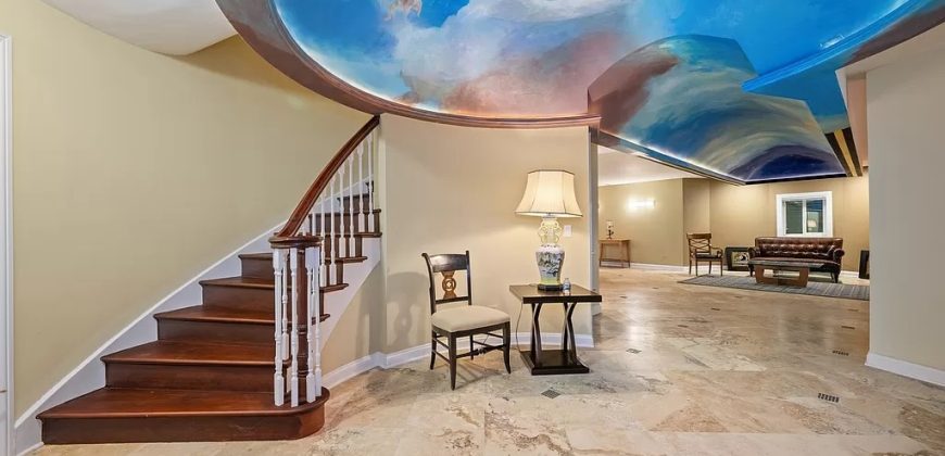 745 Sheridan Rd, Winnetka, IL 60093