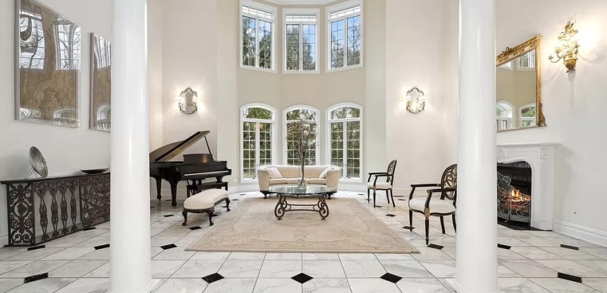 745 Sheridan Rd, Winnetka, IL 60093