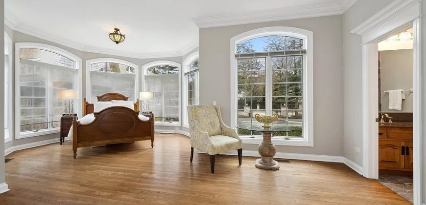745 Sheridan Rd, Winnetka, IL 60093