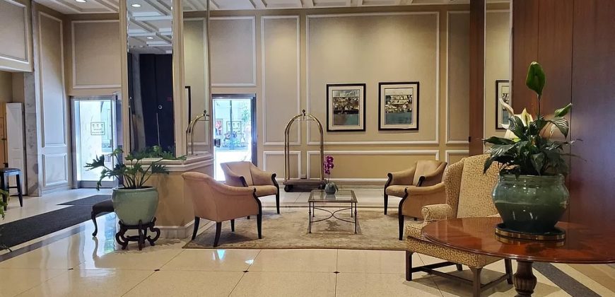 777 N Michigan Ave APT 1708, Chicago, IL 60611