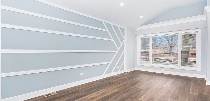 33 E 121st St, Chicago, IL 60628