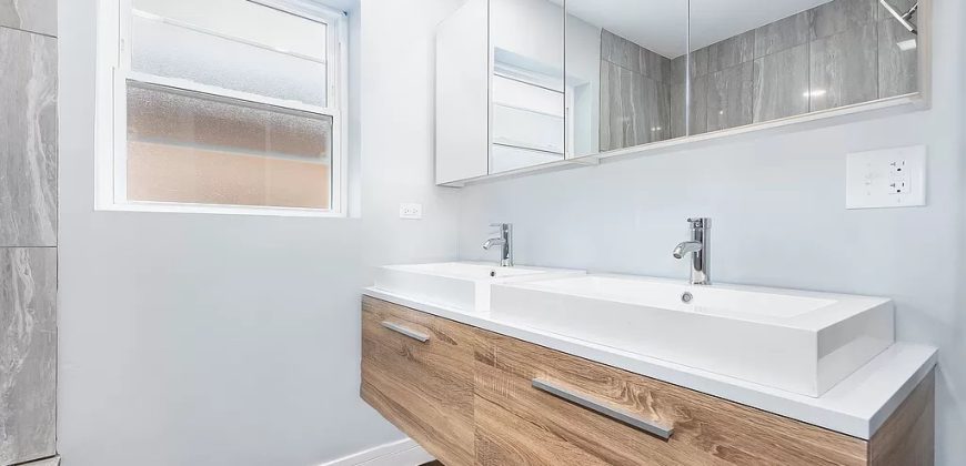 33 E 121st St, Chicago, IL 60628