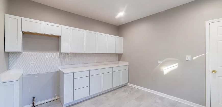 8601 S Lowe Ave, Chicago, IL 60620