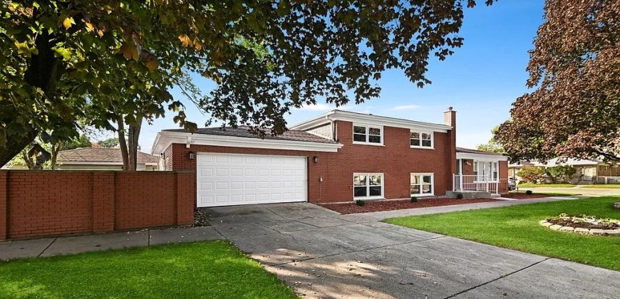 8300 S Prairie Ave, Chicago, IL 60619